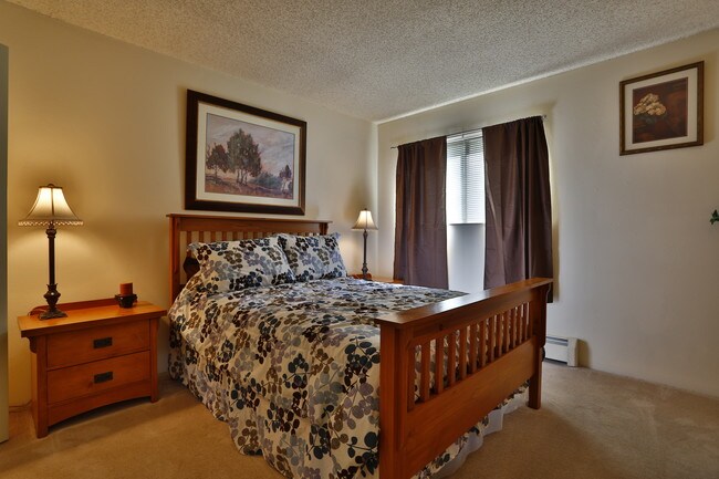 ReNew Cherry Creek in Denver, CO - Foto de edificio - Interior Photo