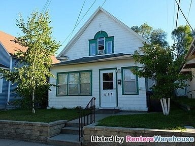 property at 614 NE 20th Ave