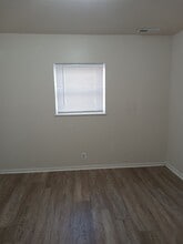 913 Summit St, Unit 01 in Festus, MO - Building Photo - Building Photo