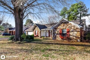 7886 Winchester Hills St