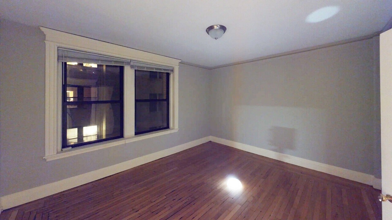 466 Commonwealth Ave, Unit 506 in Boston, MA - Building Photo