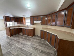 1620 E Reno Rd in Azle, TX - Building Photo - Building Photo