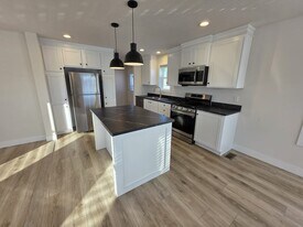 175 N Michigan Ave in Coldwater, MI - Building Photo