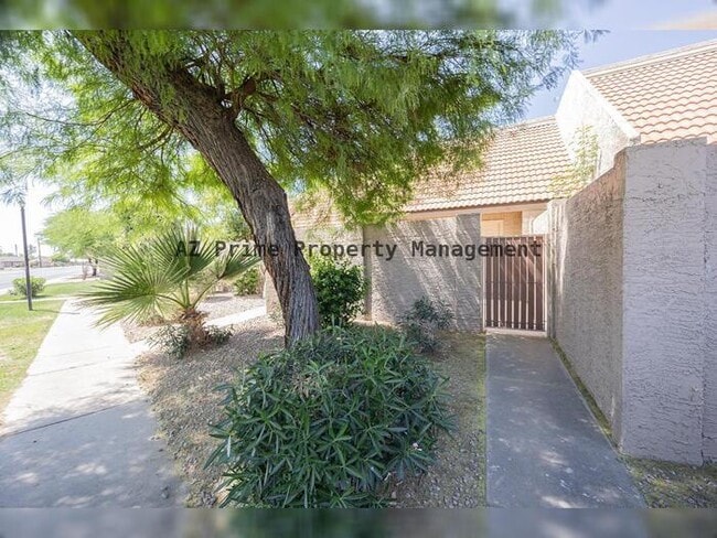 property at 7314 N 43rd Ave