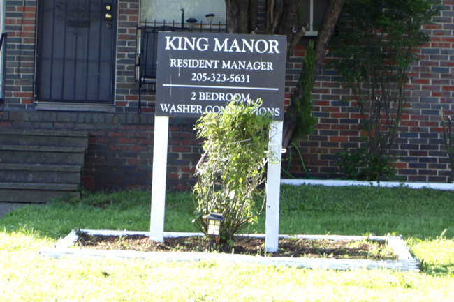 King Manor Apartments in Birmingham, AL - Building Photo - Building Photo