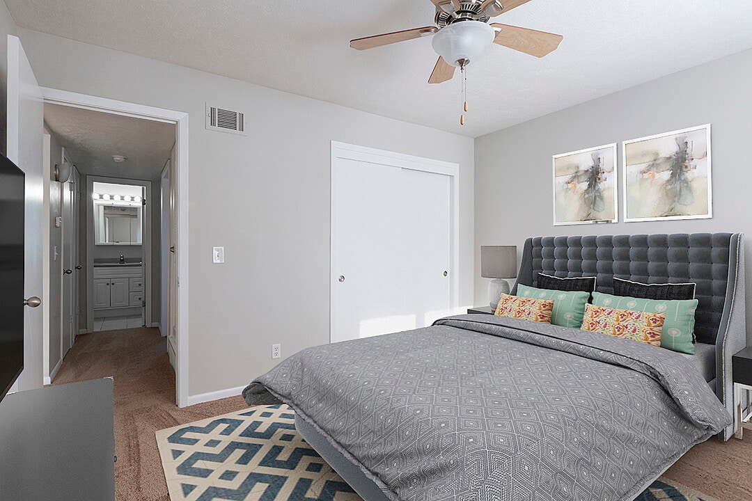 Parkwood Manor Apartments in Omaha, NE - Building Photo