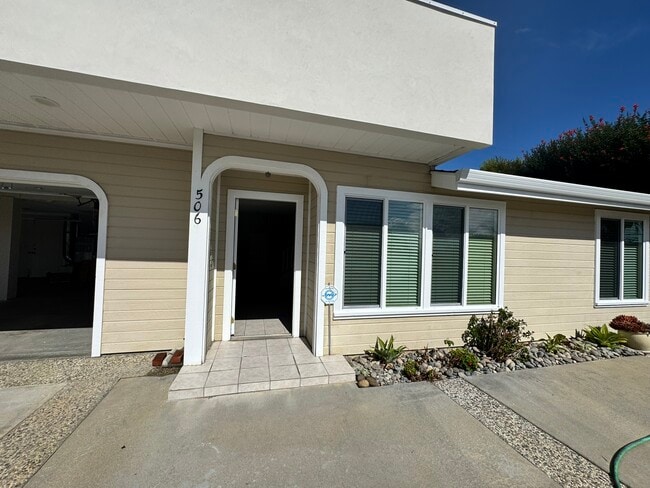 property at 506 Seacliff Dr