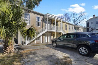 702 Tattnall St in Savannah, GA - Building Photo - Building Photo