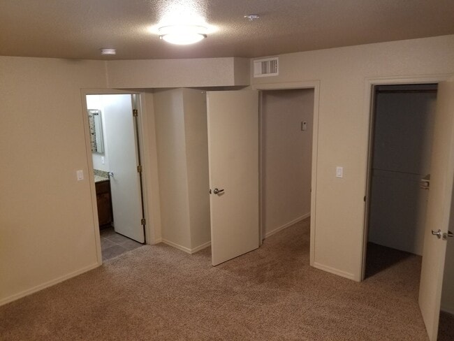 1385 W University Ave in Flagstaff, AZ - Building Photo - Building Photo