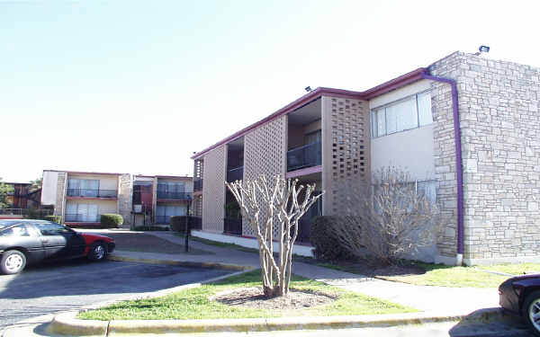 Metropolitan in Austin, TX - Building Photo - Building Photo