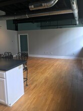1 W 5th St in Winston-Salem, NC - Building Photo - Building Photo