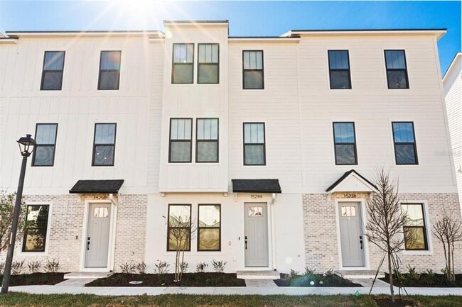 property at 15244 Groveside Rd