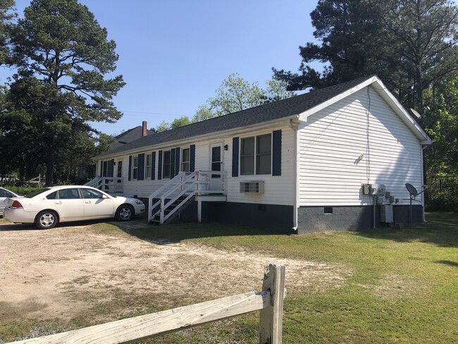 810 Shepard School Rd in Zebulon, NC - Building Photo - Building Photo