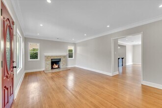 4710 Cartwright Ave in Los Angeles, CA - Building Photo - Building Photo