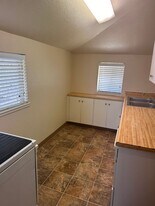 4124 E Zeering Rd in Denair, CA - Building Photo