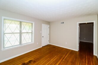 1165 Finch Cove in Memphis, TN - Building Photo - Building Photo