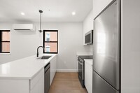 2 Hull St, Unit 6 in Boston, MA - Building Photo - Building Photo