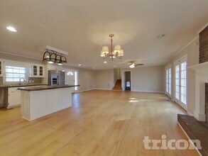 114 Grassdale Rd in Cartersville, GA - Building Photo - Building Photo