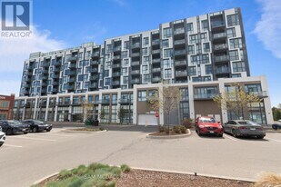 509 Dundas St W in Oakville, ON - Building Photo