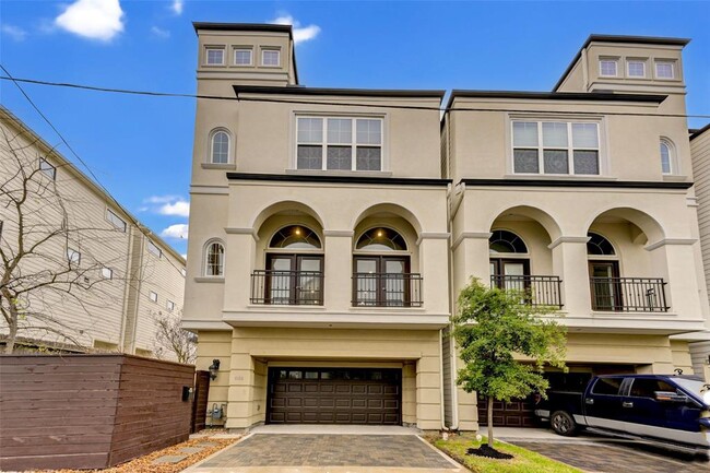 property at 1108 Fowler St
