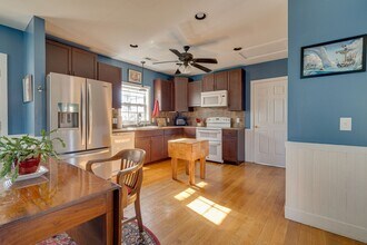 307 W Graham St in Mebane, NC - Building Photo - Building Photo