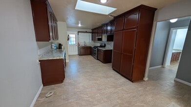 20742 Elaine Ave in Lakewood, CA - Building Photo - Building Photo