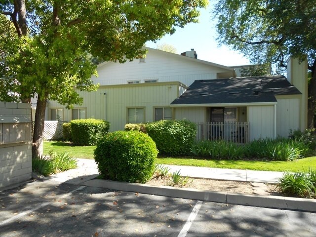 722 Mccoy Ct in Lodi, CA - Foto de edificio