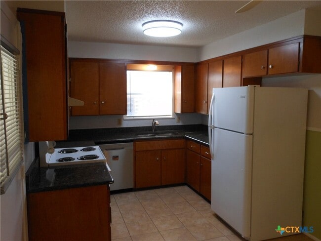 property at 1005 Wallhalla St