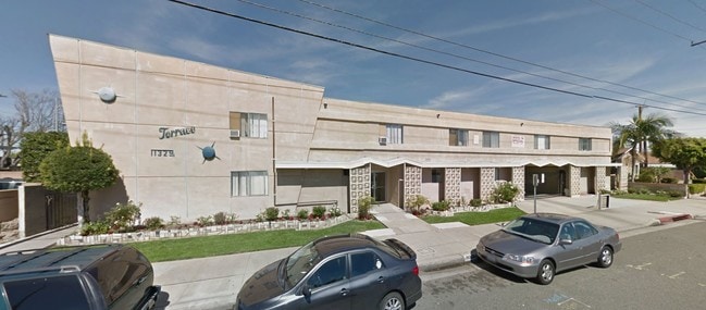 11329 Alondra Blvd in Norwalk, CA - Building Photo - Building Photo