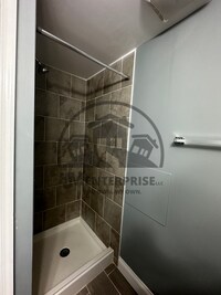 415 Edgewood St photo'