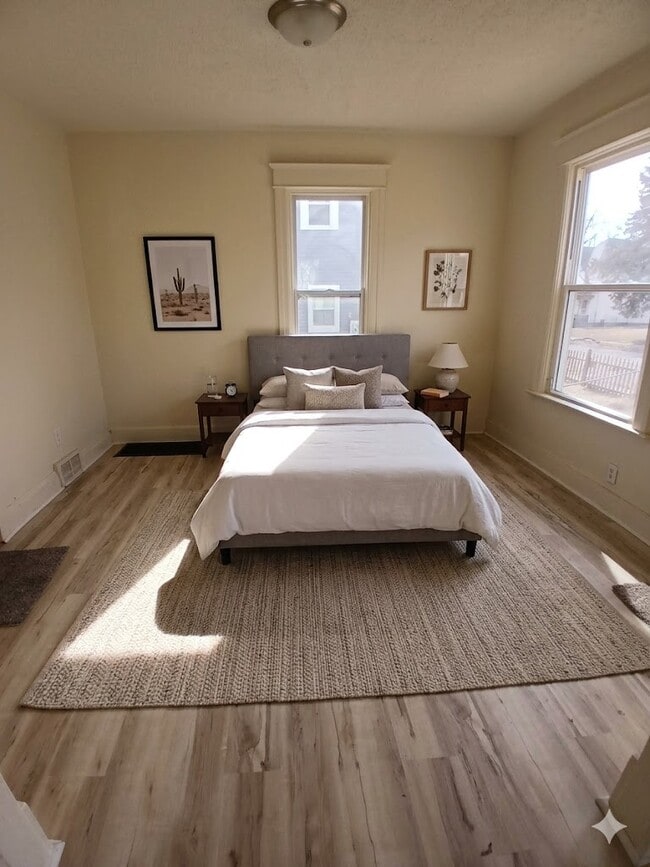 231 Forest Ave in Rockford, IL - Building Photo - Building Photo