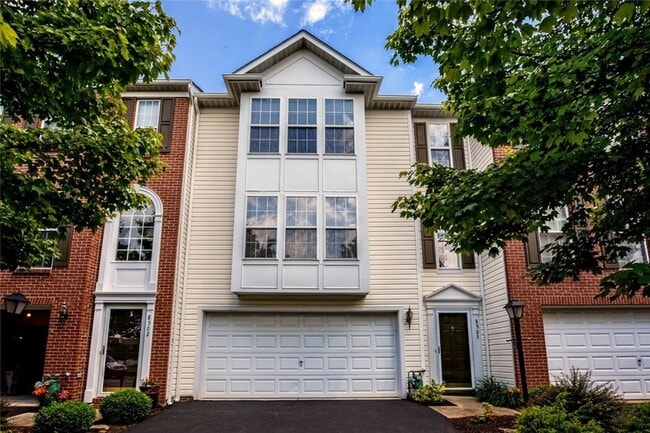 8503 Club Side Dr