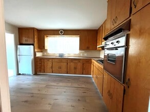 393 2nd Ave in Colma, CA - Building Photo - Building Photo