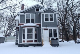 2516 5th St in Muskegon Heights, MI - Building Photo