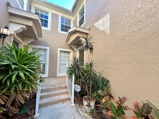 2679 Metro Sevilla Dr in Orlando, FL - Building Photo - Building Photo