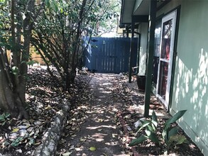816 Ramble Ln in Austin, TX - Building Photo - Building Photo