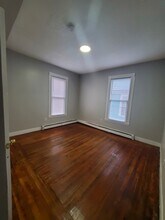314 Howard Ave, Unit 2 in New Haven, CT - Building Photo - Building Photo