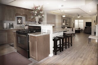 5 S 500 W, Unit 103 in Salt Lake City, UT - Building Photo - Building Photo