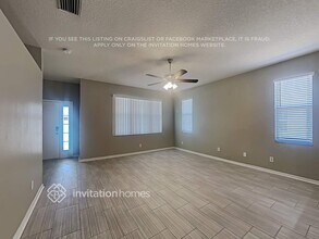 3008 Summer Cruise Dr in Valrico, FL - Building Photo - Building Photo