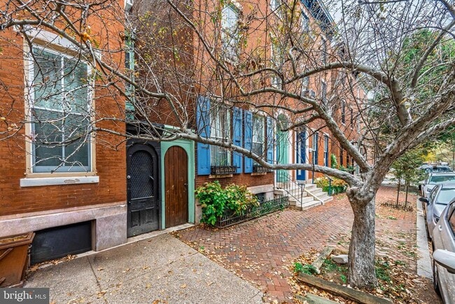 property at 2007 Mt Vernon St