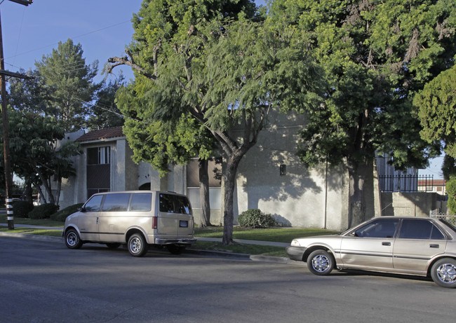 5969 Burnham Ave in Buena Park, CA - Building Photo - Building Photo