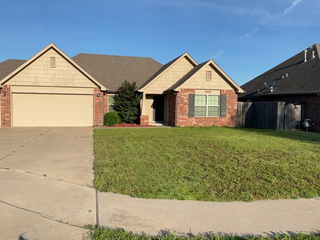 property at 13506 S Nyssa Pl