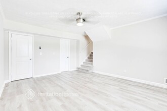 4040 Lehigh Blvd in Decatur, GA - Foto de edificio - Building Photo
