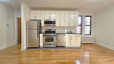 660 Fort Washington Ave in New York, NY - Building Photo - Building Photo