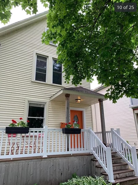 property at 824 E Dayton St