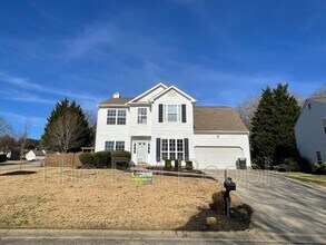 201 Fairview Lake Way in Simpsonville, SC - Building Photo - Building Photo