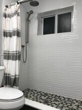 11465 NW 87th Pl in Hialeah Gardens, FL - Building Photo - Building Photo