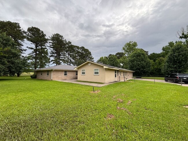 property at 3173 Fuller Rd