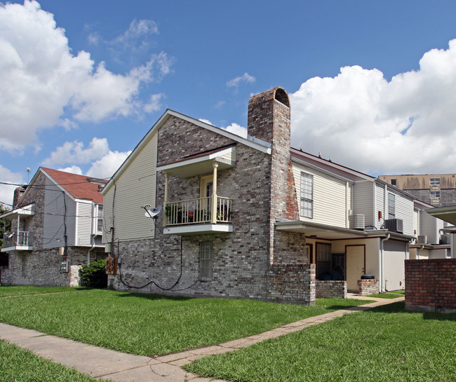 3300-3330 Seine St in New Orleans, LA - Building Photo - Building Photo