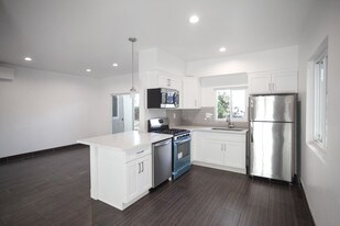 401 Brooks Ave, Unit 401 in Los Angeles, CA - Building Photo